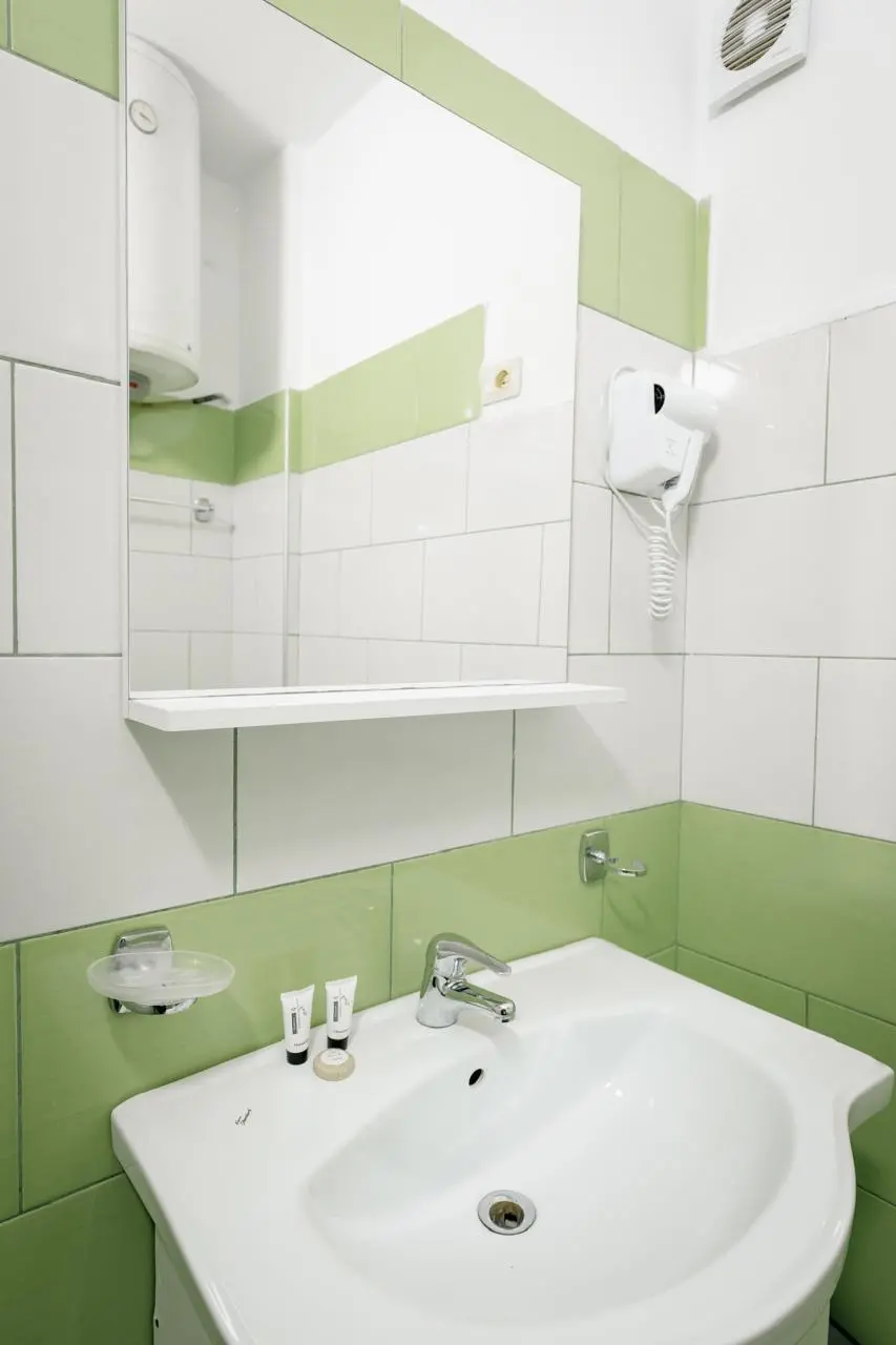 img_id_674845.59.06 AM (1).webp